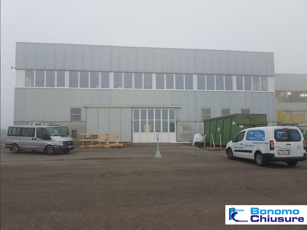 Installazione serramenti in alluminio pvc uffici industriali provincia milano